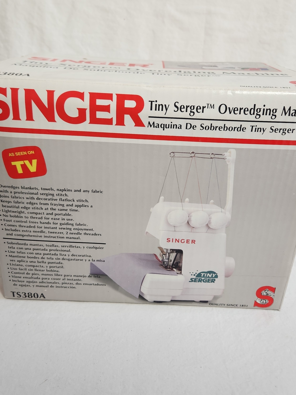 SINGER Tiny Serger TS380A Portable Overedge Sewing Machine